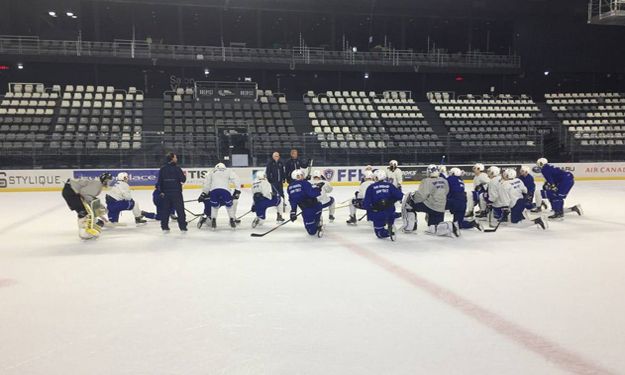 EDF : Les bleus démarrent le tournoi EIHC