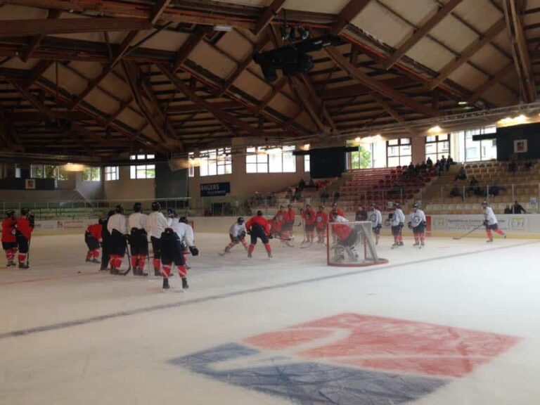 // ENTRAÎNEMENTS PUBLICS //