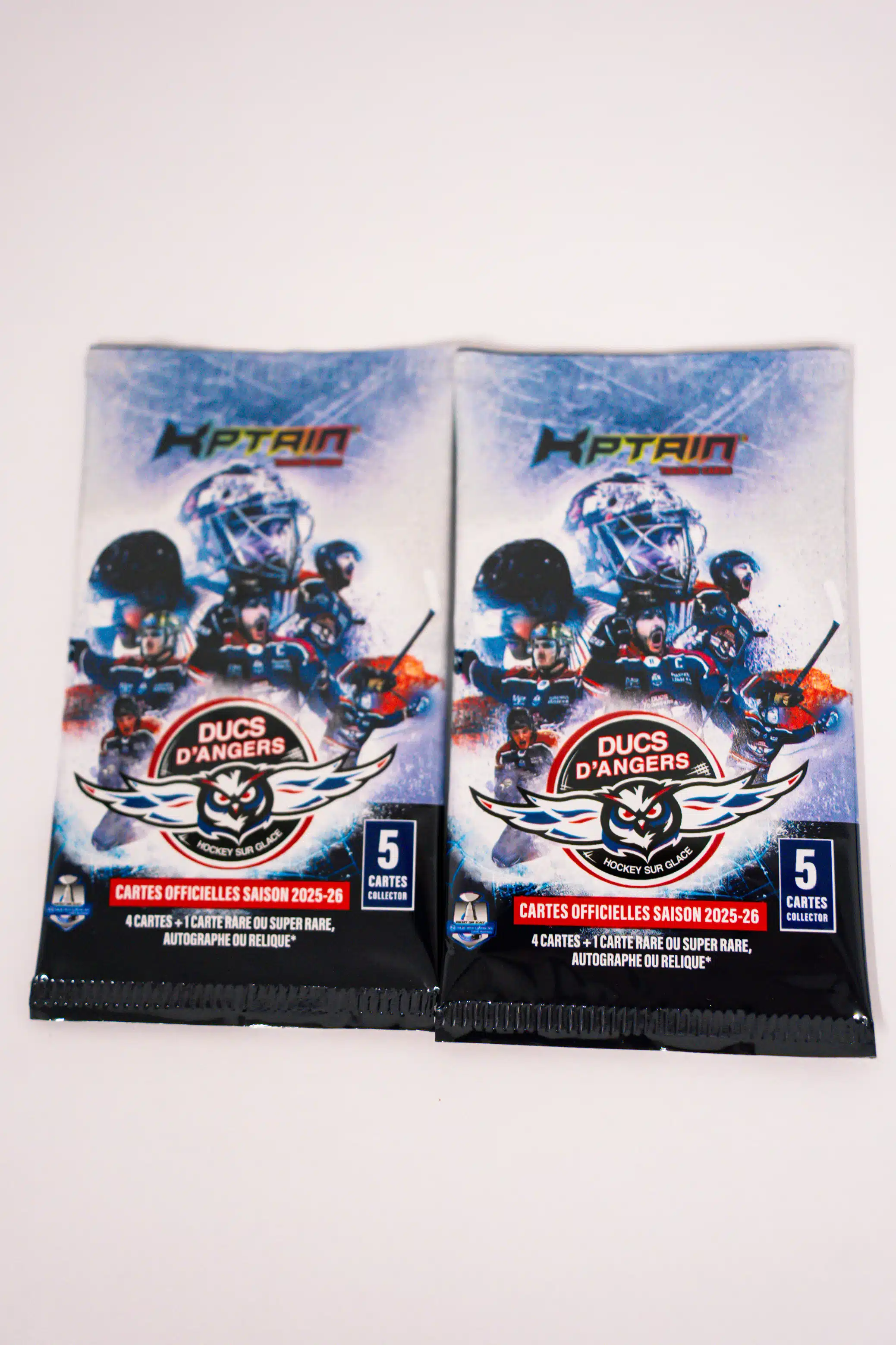 1 PAQUET - 5 CARTES À COLLECTIONNER