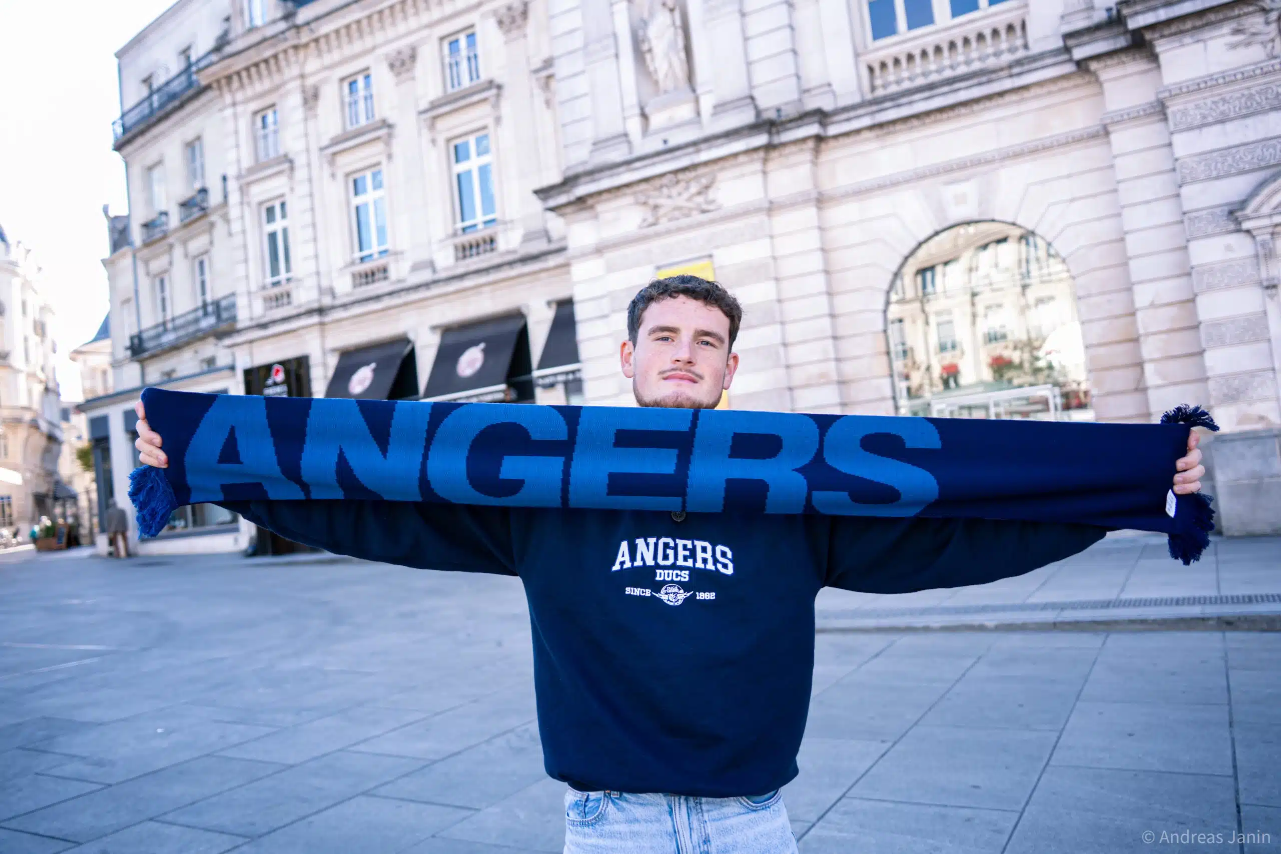 ÉCHARPE "LIFESTYLE" - ANGERS